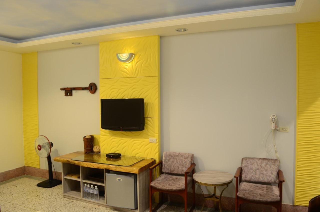 Jia Yuan Homestay Heng-ch'un Esterno foto